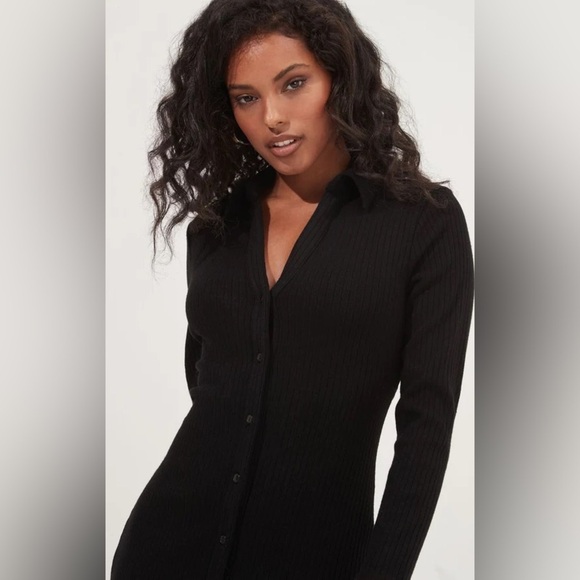 ASTR Bransbury Knit Midi Dress Open Back Black Size Small  NWT - Picture 3 of 5